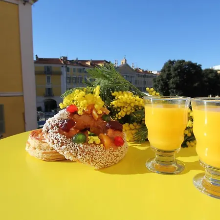 Hotel apartamentowy Massena