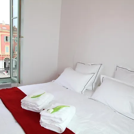 Hotel apartamentowy Massena 3*