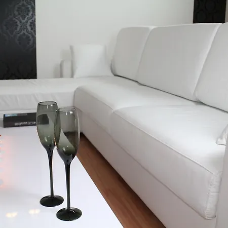 Hotel apartamentowy Massena