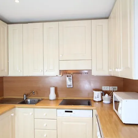 Massena Hotel apartamentowy 3*